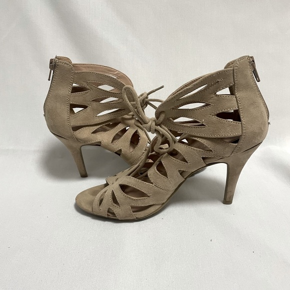 Christian Siriano Shoes - Tan Lace Up Heels